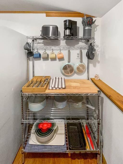 Breezy Hill Eccentric Studio Cottage Accord Eksteriør bilde